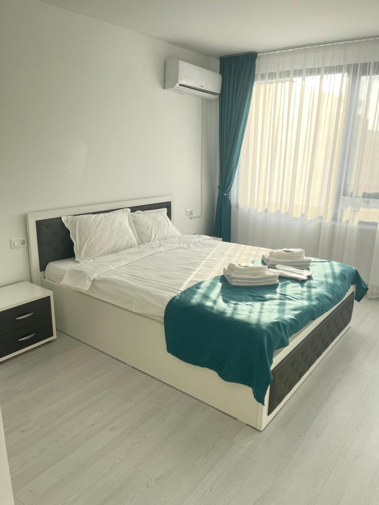 Hotel Palas Grand View Iasi Bagian luar foto