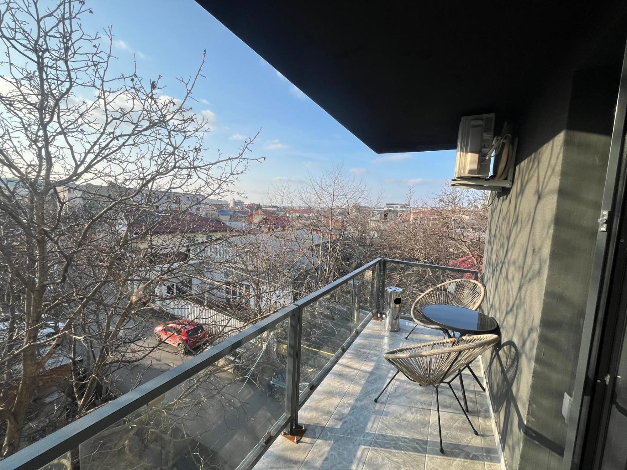 Hotel Palas Grand View Iasi Bagian luar foto