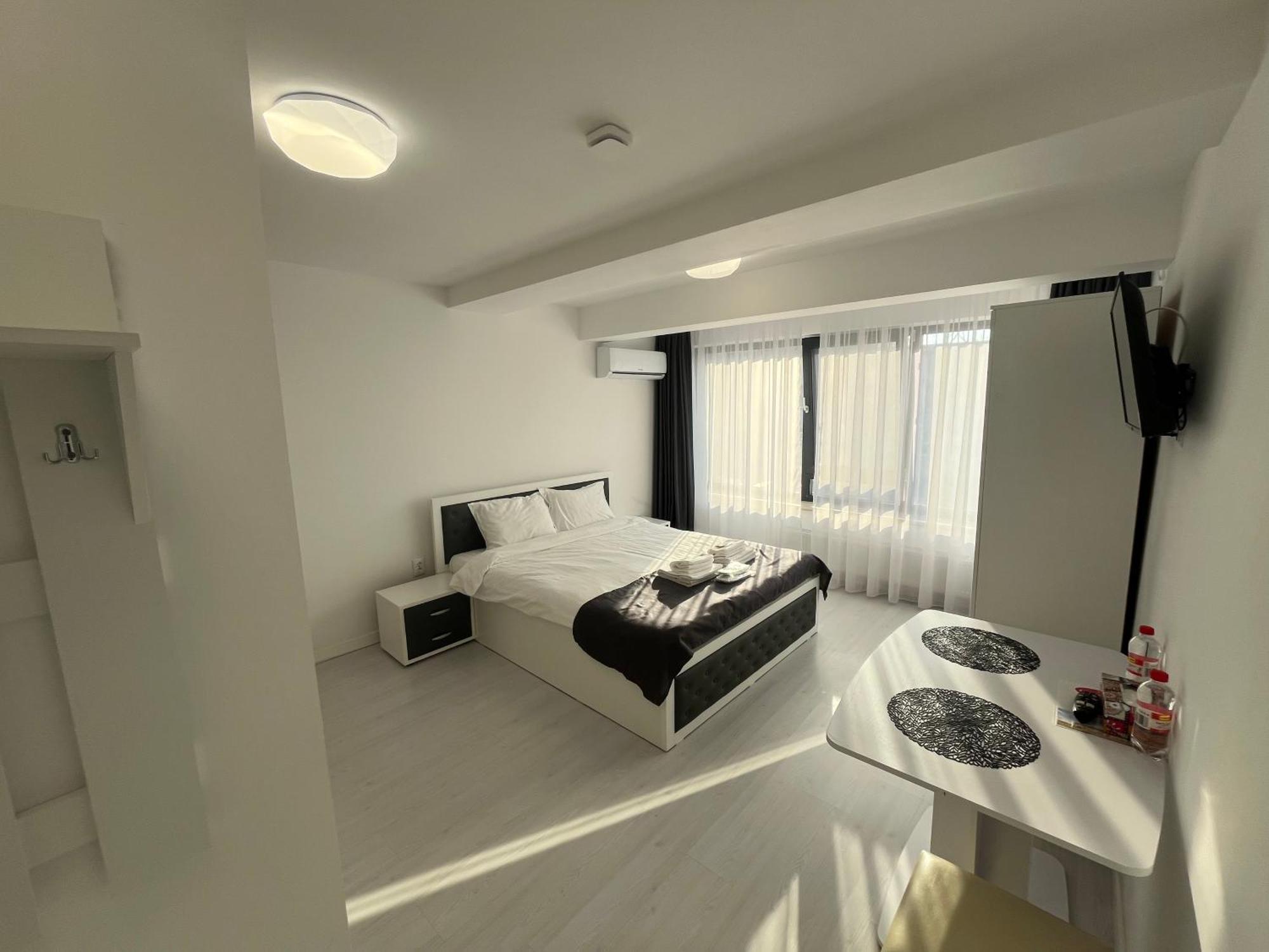 Hotel Palas Grand View Iasi Bagian luar foto