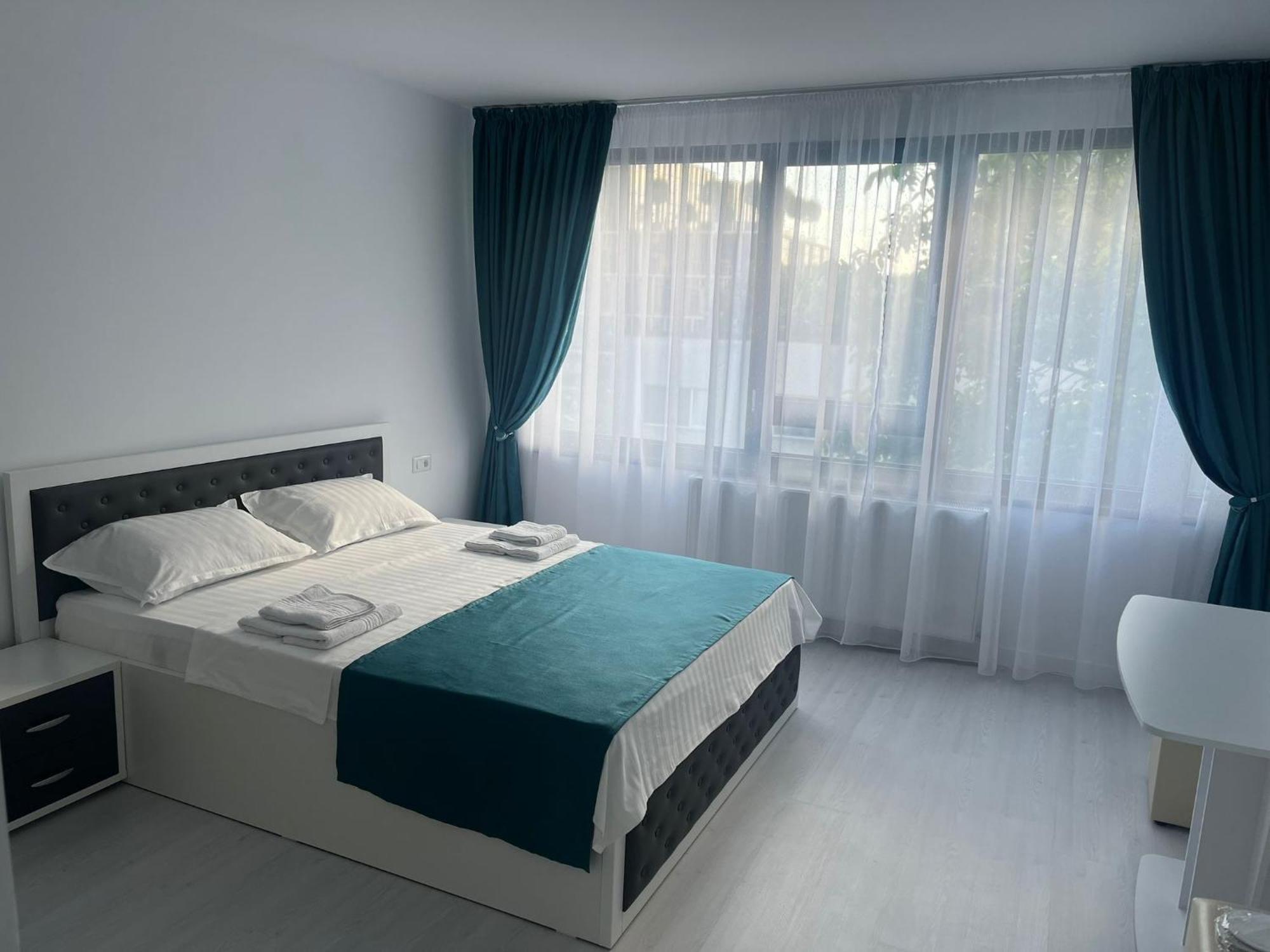 Hotel Palas Grand View Iasi Bagian luar foto