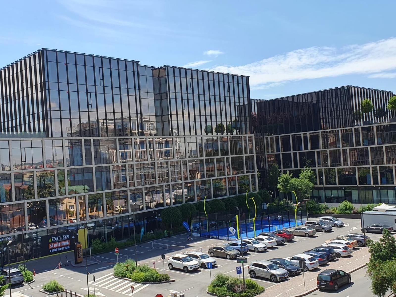 Hotel Palas Grand View Iasi Bagian luar foto
